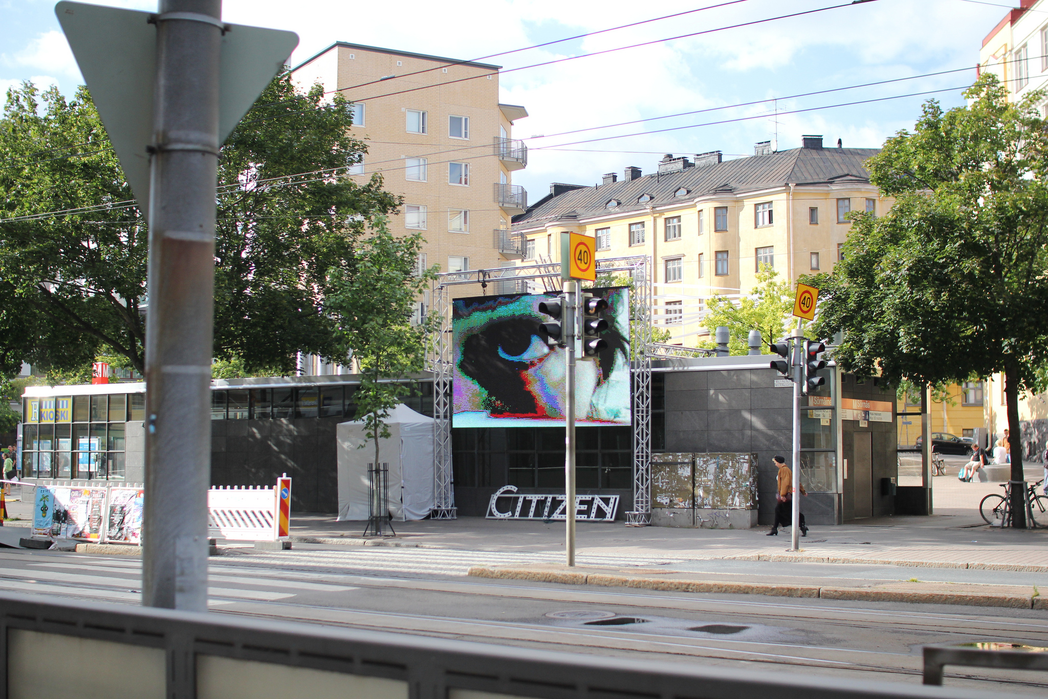 Binoculars to... Binoculars from...